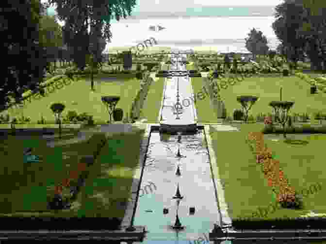 The Symmetrical Layout Of Nishat Garden, One Of The Mughal Gardens In Srinagar 20 Things To Do In Srinagar (20 Things (Discover India) 5)